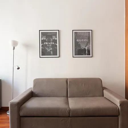 Apartment Cozy In Porta Nuova Milan